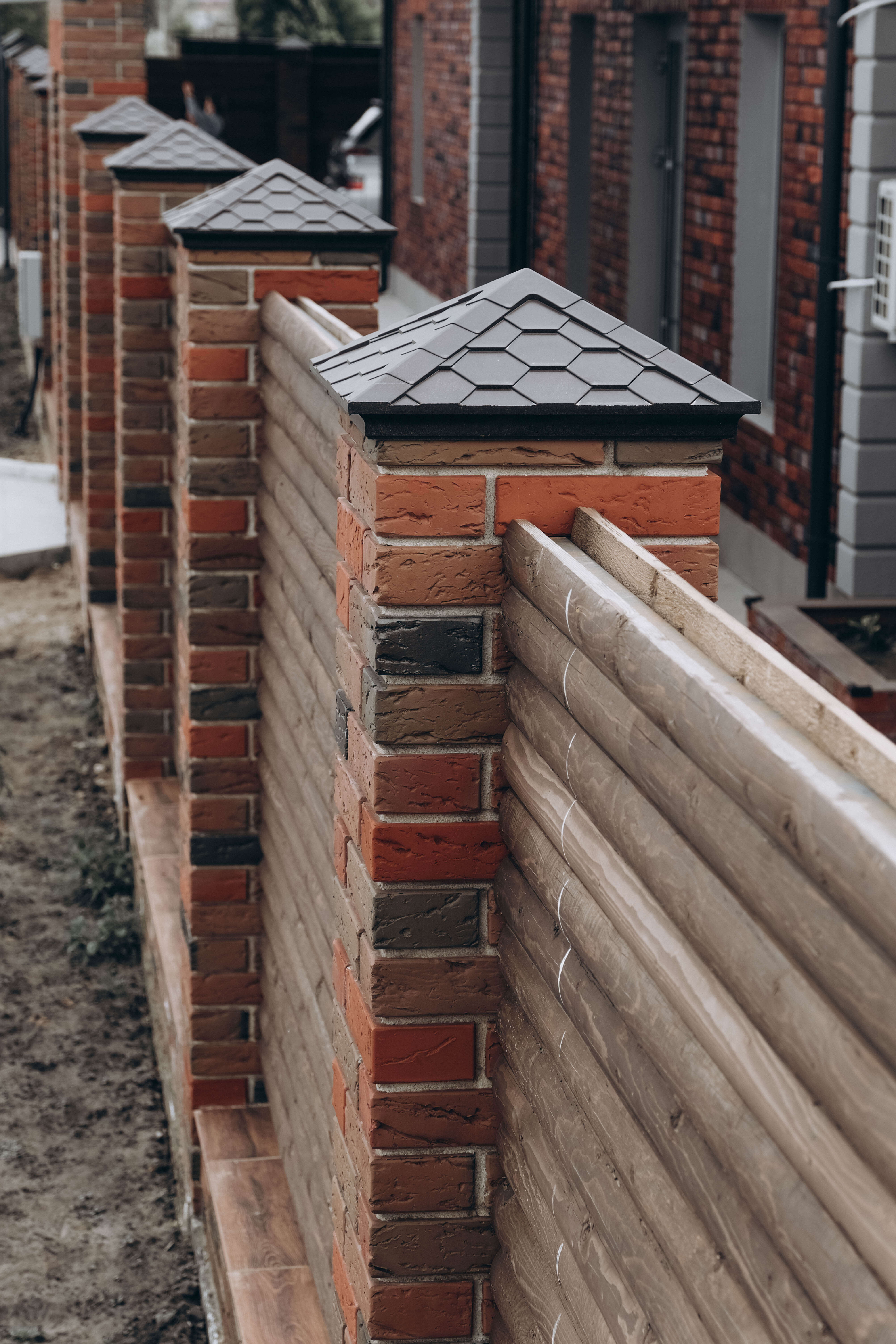 Колпак Zking Эверест Коричневый на столб 1.5х1.5 кирпича (390х390мм) в Владикавказе фото